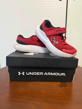 Детские кроссовки Under Armour