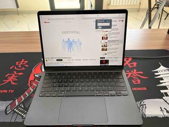 MacBook Air M3 2024