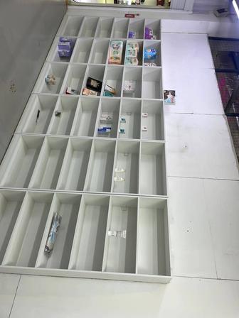 Шкафы полочные белые в отличном состоянии, почти как новые.