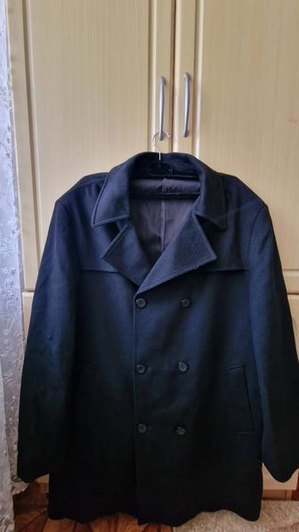 Продам пальто мужское