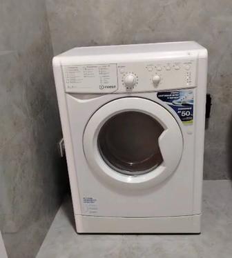 Продам стиральную машину lndezit б.у