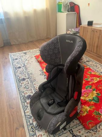 Продам автокресло