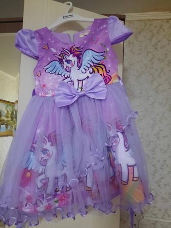 Продам платье на девочку