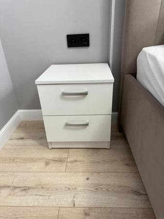 Тумба прикроватная