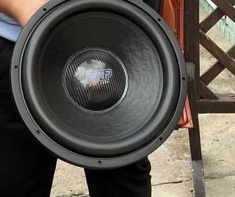 Автомобильный динамик