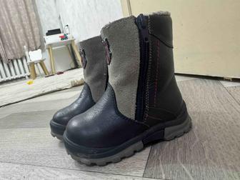 Продам сапоги зимние на мальчика