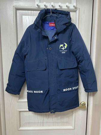 Продам зимнюю куртку на мальчика