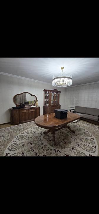 Продам комплект гарнитур для зала
