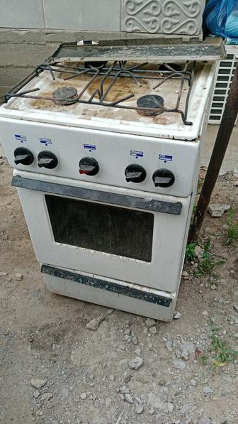 Продам б/у газ плиту