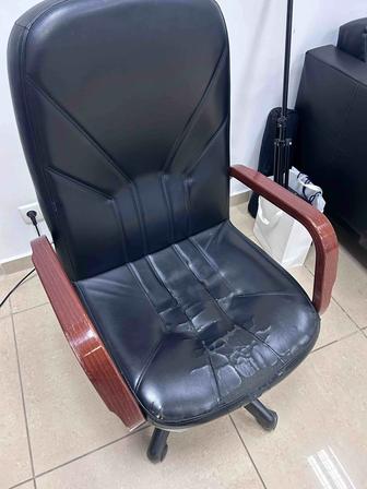 Продается кресло