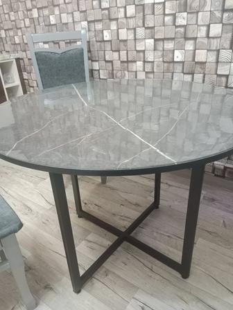 Стол круглый