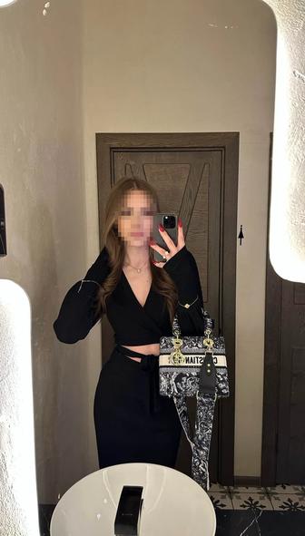 Двойка топ и юбка миди