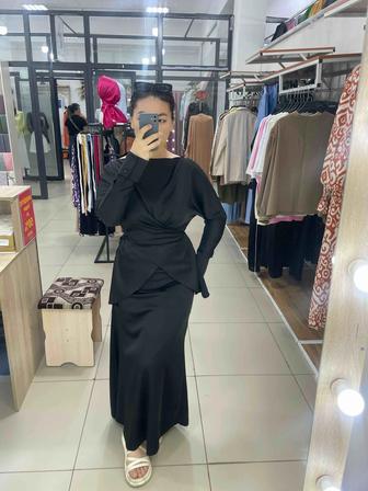 Двойка с юбкой