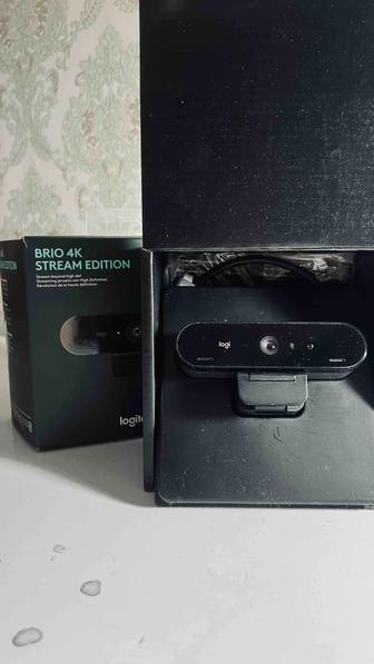 Веб-камера Logitech Brio 4K Stream Edition