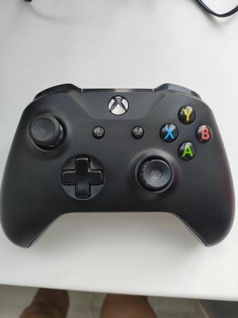 Продам геймпад xbox one s