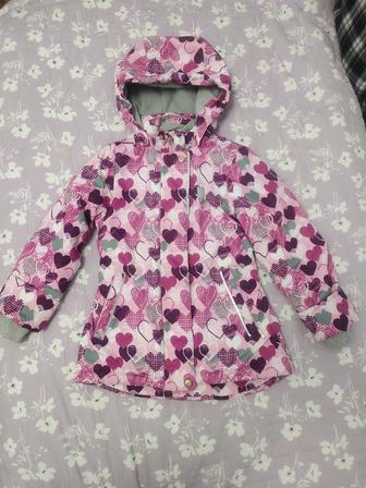 Продам весенний комплект верхней одежды