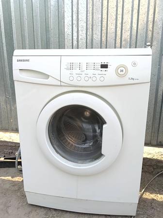 Стиральная машина автомат