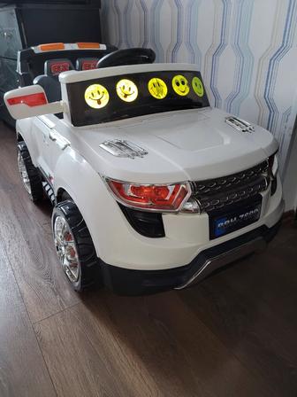 Продам детскую машинку