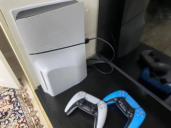 Продается Sony PlayStation 5 с двумя джойстиками с дисководом! Все идеально