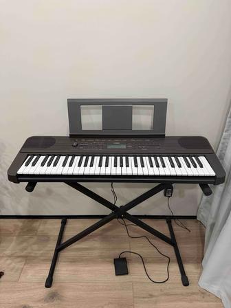 Yamaha PSR-E360DW