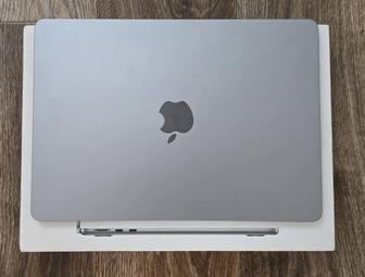 MacBook Air 13 M3 24/512