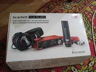 Продам Focusrite Scarlett 2i2