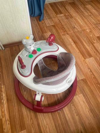 Ходунок б/у в хорошем состояние