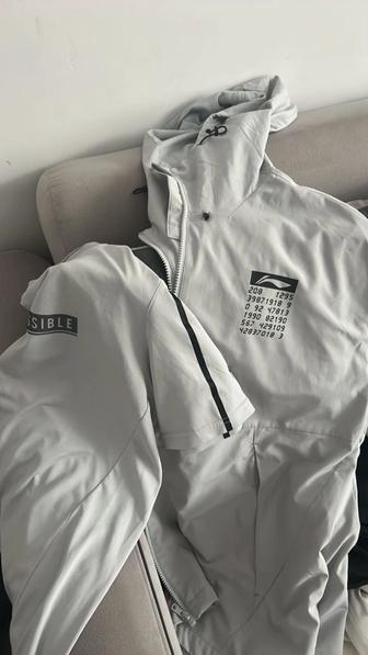 Спортивный костюм