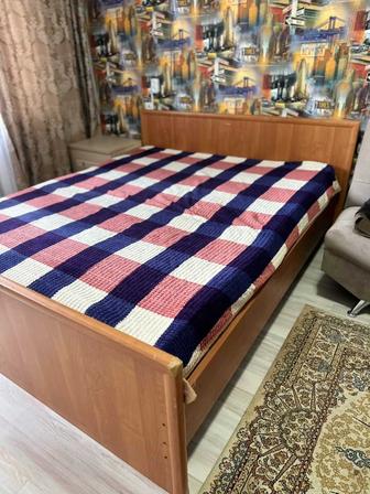 Кровать и диван