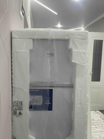 Продам холодильник beko новый в упакованный