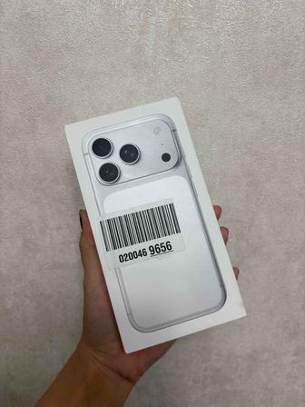 Продам IPhone 17 pro 256 gb