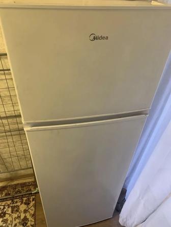 Срочно продам Холодильник