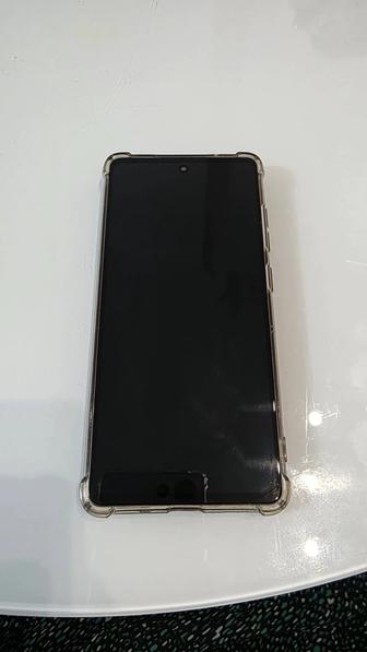 Продам смартфон в отличном состоянии. Обмен не рассматриваю