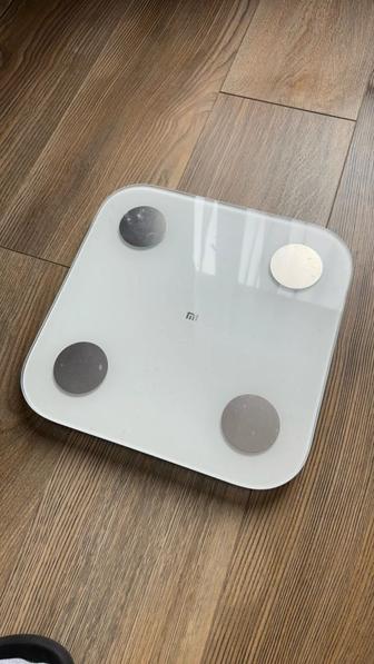 Весы электронные Xiaomi mi Body Composition Scale 2