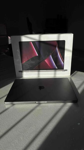 MacBook M2 pro