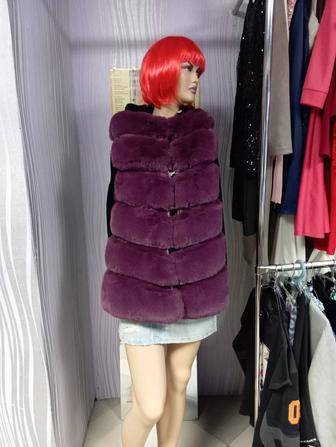 Жилет из ЭКО меха