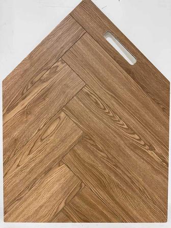 SPC ламинат Ёлочка 8000 тг/м 43 класс С подложкой