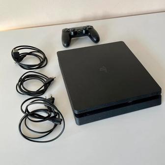 Продам Sony PlayStation 4 slim 1tb плюс игры