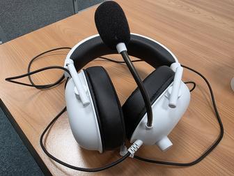 Наушники Razer Blackshark V2 X белый