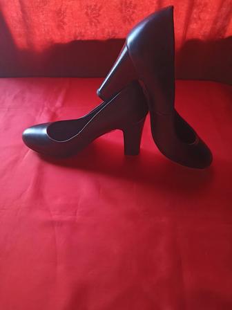 Туфли женские (2 модели)