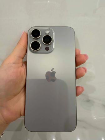 iPhone 15 Pro max 256 GB Titanium