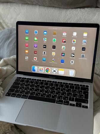 Macbook Air 2020