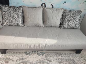 Продам раскладной диван.