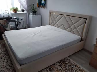 Продам кровать в хорошем состоянии