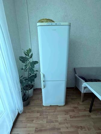 Холодильник б/у