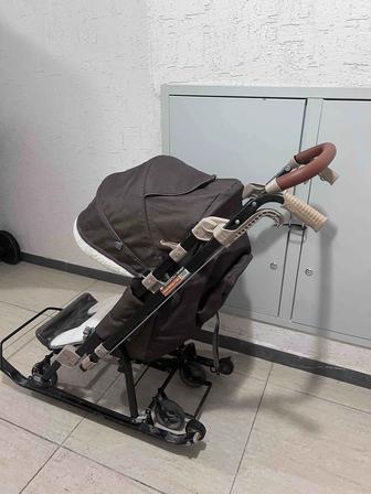 Коляска Саньки