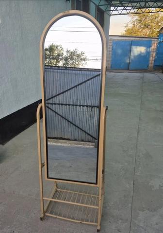 Продам зеркало напольное