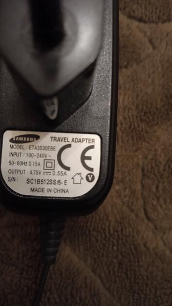 Camcунг адаптер model 3S30EBE INPUT 100-240V