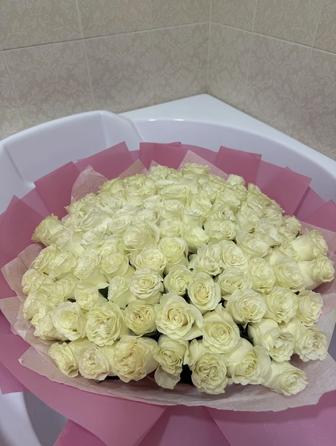 Продам букет цветов в хорошем состоянии