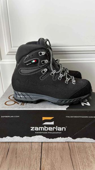 Горные трекинговые ботинки Zamberlan